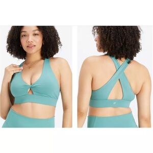 Fabletics Oasis Twist Sports Bra